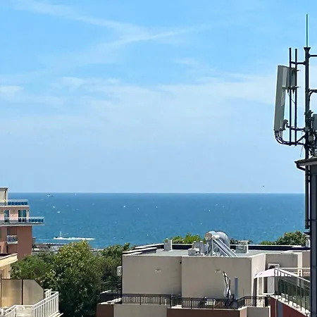 голям с прекрасна гледка кьм морето * 라브다